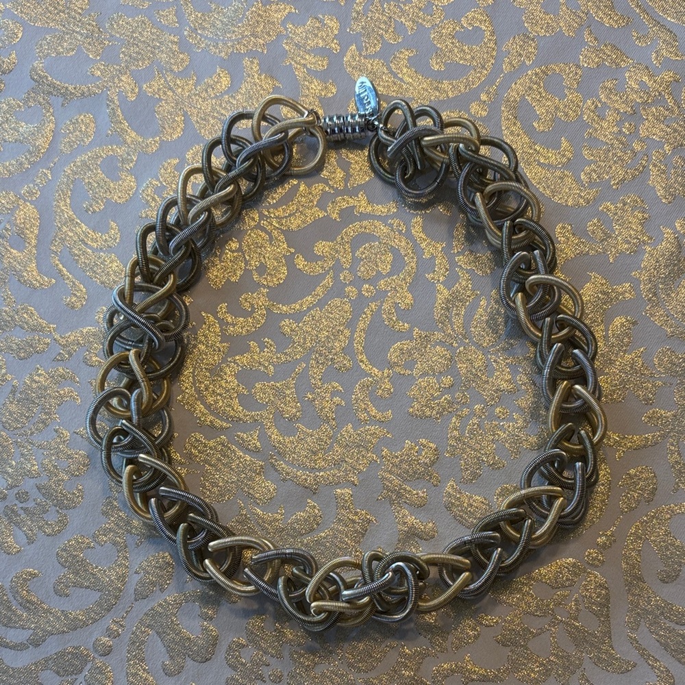 Chic Two Tone Spring Wire Necklace by Sea Lily